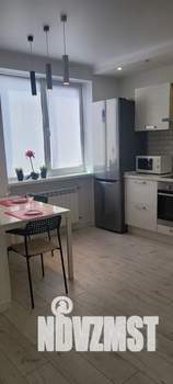 1-к квартира, посуточно, 50м2, 22/25 этаж