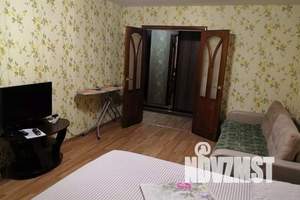 1-к квартира, посуточно, 40м2, 8/10 этаж