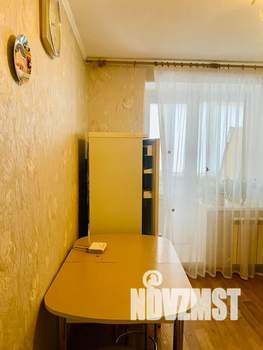 1-к квартира, посуточно, 40м2, 2/10 этаж