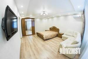 1-к квартира, посуточно, 50м2, 3/10 этаж