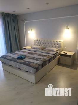 Студия квартира, посуточно, 35м2, 5/5 этаж