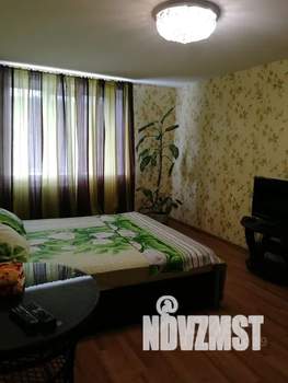 1-к квартира, посуточно, 40м2, 8/10 этаж