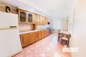 2-к квартира, посуточно, 60м2, 1/1 этаж