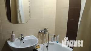 1-к квартира, посуточно, 38м2, 7/10 этаж