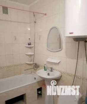 1-к квартира, посуточно, 38м2, 3/10 этаж