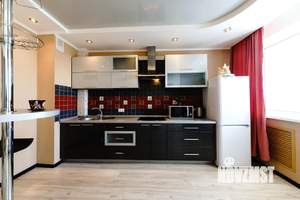 1-к квартира, посуточно, 50м2, 1/1 этаж