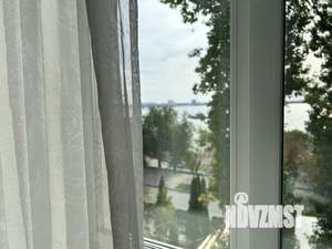 Студия квартира, посуточно, 42м2, 4/5 этаж