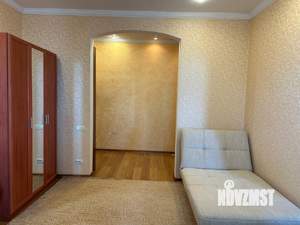 Студия квартира, посуточно, 42м2, 4/5 этаж
