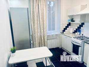 2-к квартира, посуточно, 60м2, 3/5 этаж