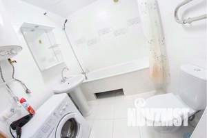 1-к квартира, посуточно, 40м2, 11/16 этаж