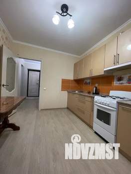 1-к квартира, посуточно, 38м2, 1/10 этаж