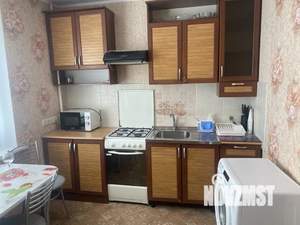 1-к квартира, посуточно, 40м2, 7/9 этаж