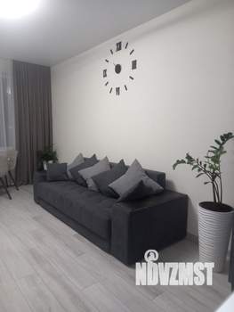 2-к квартира, посуточно, 62м2, 23/37 этаж