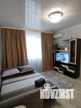 1-к квартира, посуточно, 34м2, 8/10 этаж