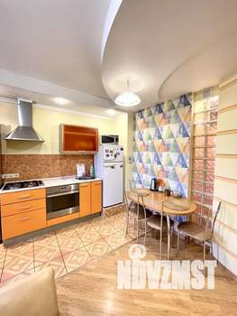1-к квартира, посуточно, 46м2, 8/10 этаж