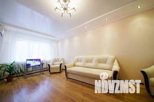 2-к квартира, посуточно, 59м2, 1/23 этаж