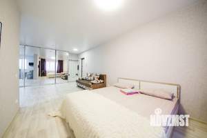 Студия квартира, посуточно, 48м2, 18/25 этаж