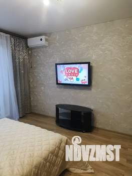 1-к квартира, посуточно, 43м2, 8/10 этаж