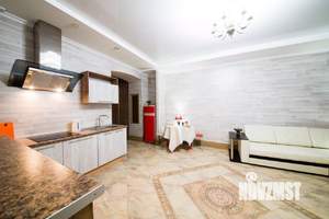 2-к квартира, посуточно, 68м2, 1/23 этаж