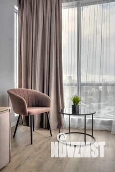 2-к квартира, посуточно, 88м2, 9/37 этаж