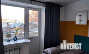 Студия квартира, посуточно, 18м2, 2/10 этаж