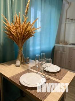 Студия квартира, посуточно, 32м2, 1/5 этаж