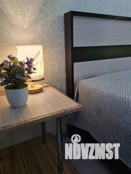 Студия квартира, посуточно, 36м2, 1/12 этаж