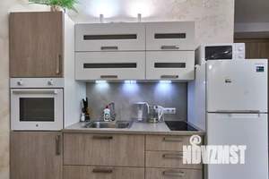 1-к квартира, посуточно, 56м2, 3/38 этаж