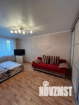 1-к квартира, посуточно, 43м2, 7/10 этаж