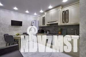 1-к квартира, посуточно, 43м2, 3/25 этаж