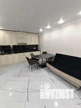 1-к квартира, посуточно, 50м2, 8/25 этаж