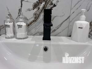 1-к квартира, посуточно, 52м2, 1/1 этаж