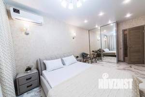 1-к квартира, посуточно, 38м2, 1/1 этаж