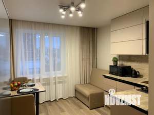 1-к квартира, посуточно, 42м2, 1/10 этаж