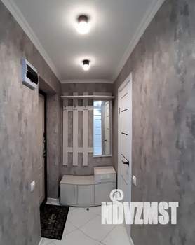 Студия квартира, посуточно, 38м2, 8/10 этаж