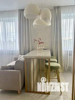 Студия квартира, посуточно, 34м2, 7/9 этаж