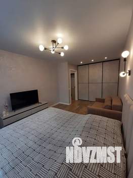 1-к квартира, посуточно, 33м2, 4/17 этаж