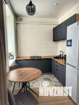 Студия квартира, посуточно, 33м2, 1/5 этаж