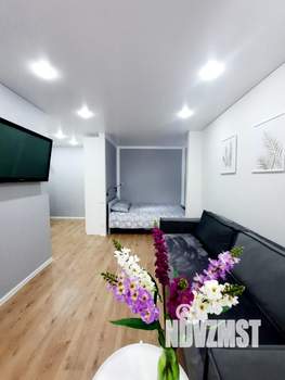 Студия квартира, посуточно, 32м2, 3/6 этаж