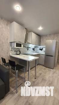 Студия квартира, посуточно, 27м2, 5/10 этаж