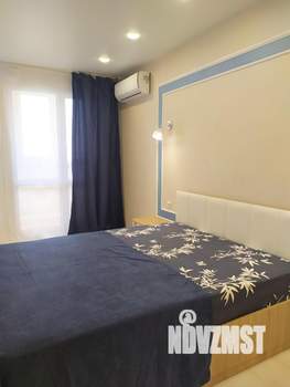 Студия квартира, посуточно, 38м2, 23/25 этаж