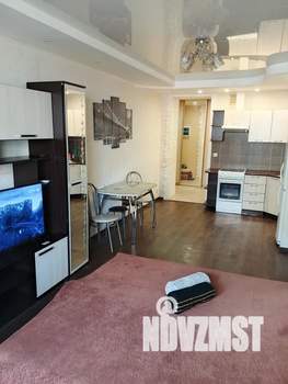 Студия квартира, посуточно, 30м2, 3/10 этаж