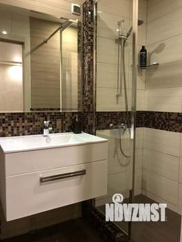 Студия квартира, посуточно, 35м2, 1/9 этаж