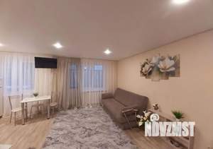 Студия квартира, посуточно, 33м2, 3/5 этаж