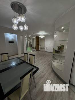 3-к квартира, на длительный срок, 130м2, 5/10 этаж