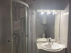 1-к квартира, посуточно, 42м2, 5/10 этаж