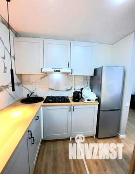 Студия квартира, посуточно, 32м2, 3/6 этаж