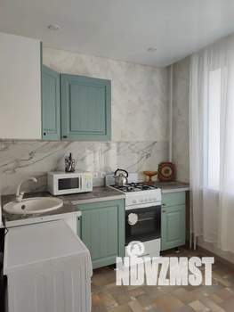 1-к квартира, посуточно, 37м2, 4/10 этаж