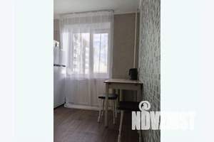 1-к квартира, посуточно, 33м2, 4/5 этаж