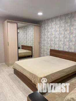 1-к квартира, посуточно, 40м2, 2/10 этаж